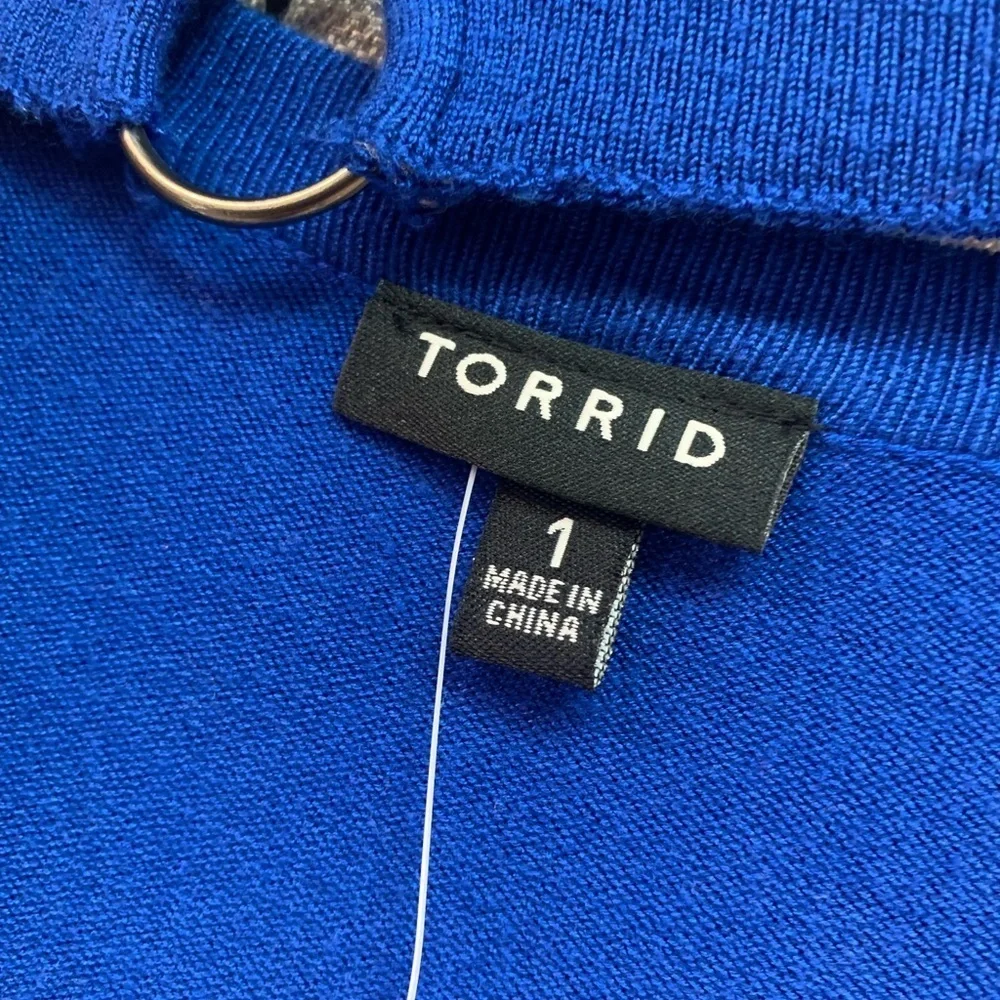 Torrid blue ring choker v-neck Size: 14/16 (1)